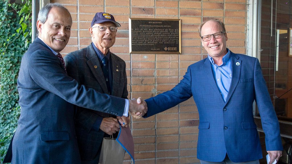 (L to R) Saifur Rahman, IEEE president-elect, Albert “Sandy” J. Williams, III, Scientist Emeritus, and Peter de Menocal, WHOI President and Director, at the IEEE Milestone dedication for HOV Alvin. (Photo by Jayne Doucette, ©Woods Hole Oceanographic Institution)