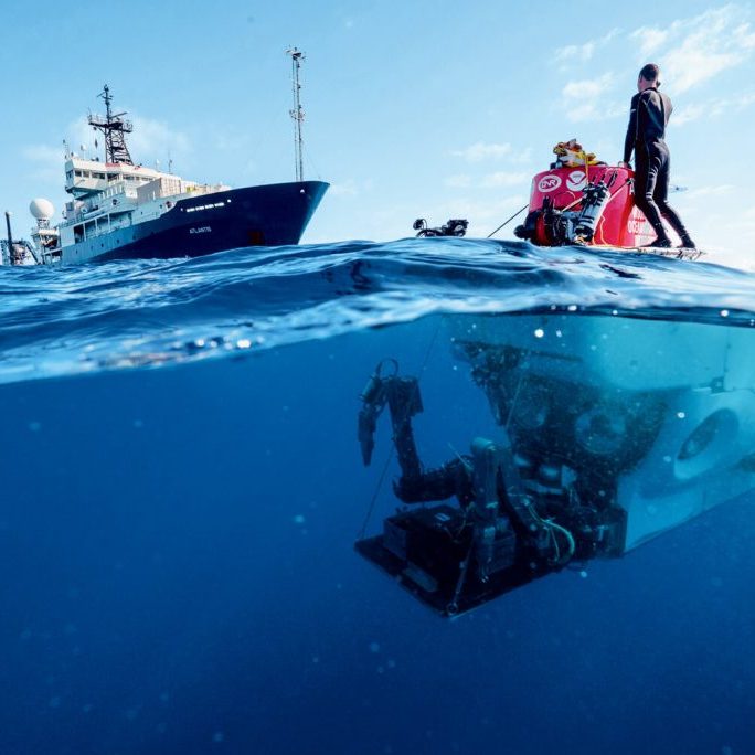 Swimmer on HOV Alvin off of Atlantis